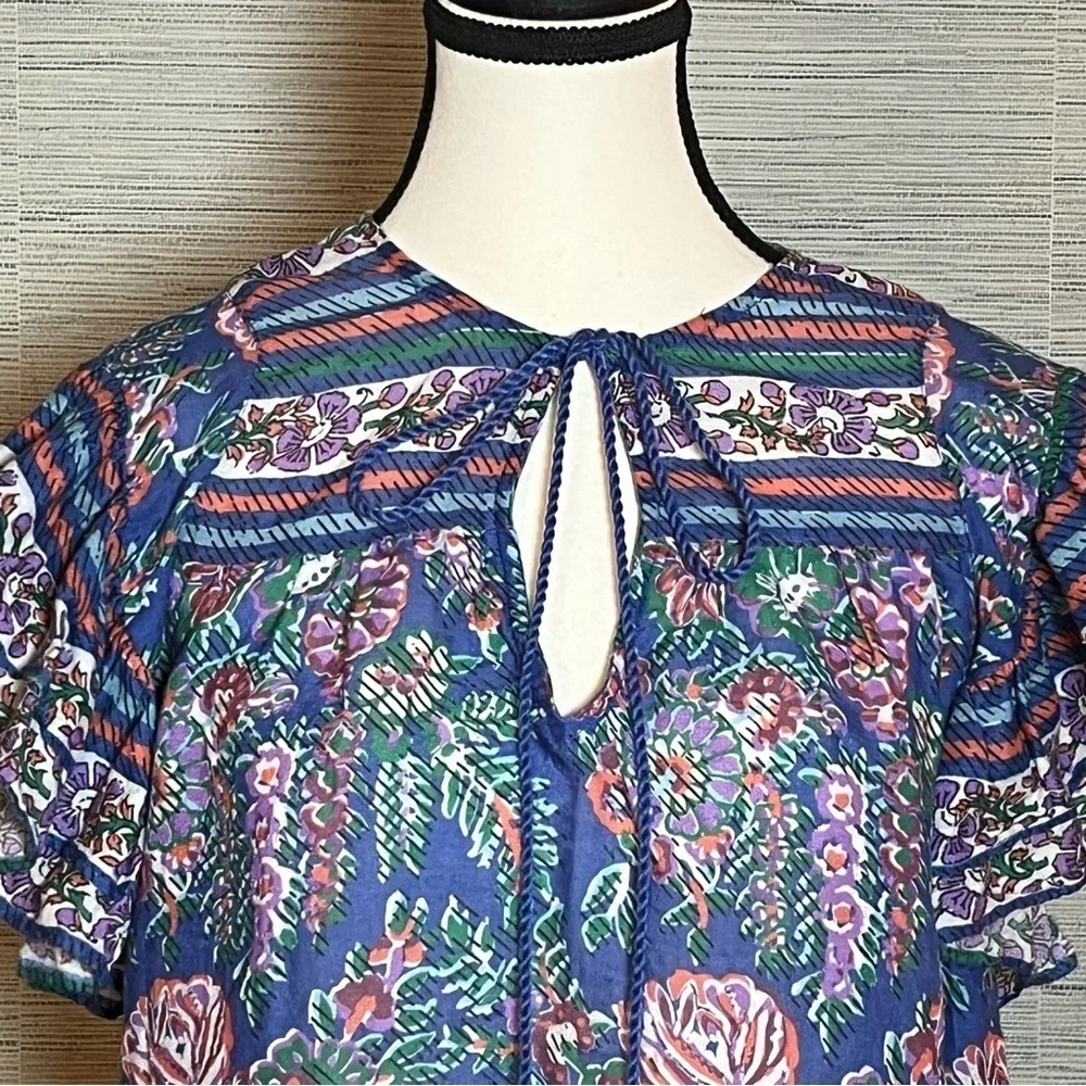 Love The Label Floral Peasant Ruffle Sleeve V-neck Blouse Womens Size Medium - Picture 2 of 10